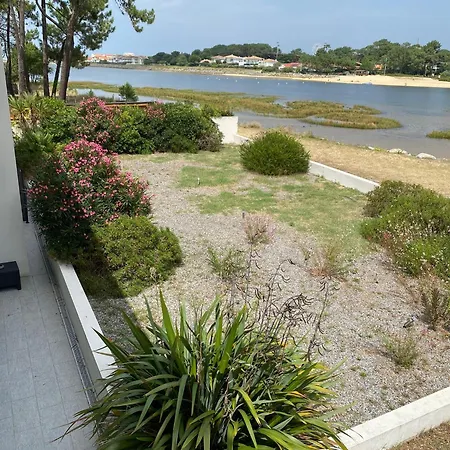 게스트하우스 Waterfront One 3*