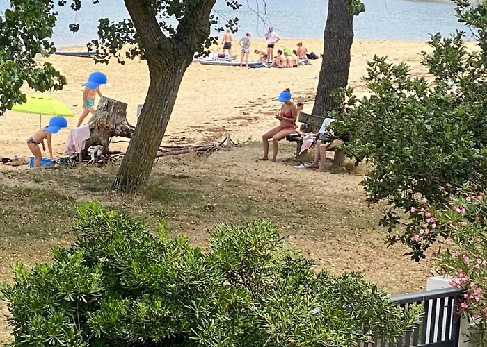 Waterfront One Affittacamere Mimizan